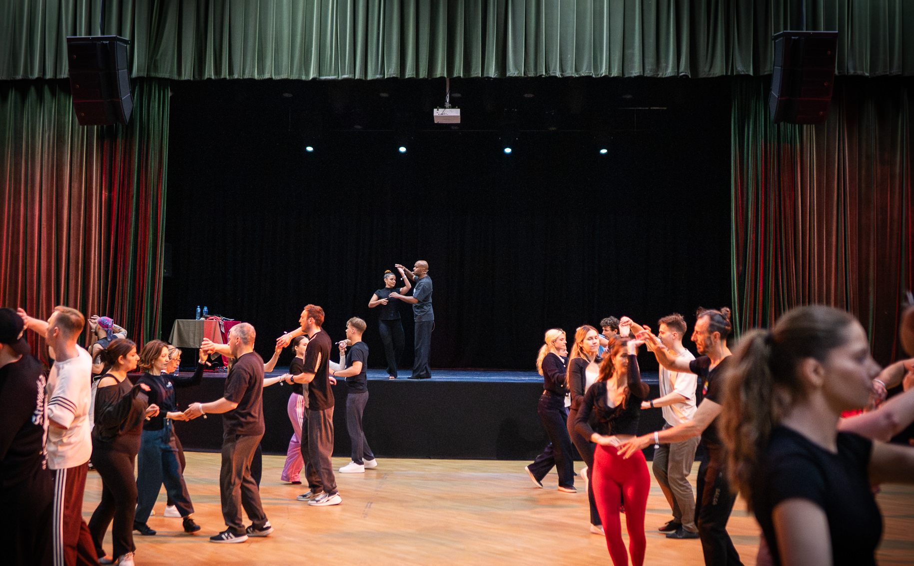 salsa workshops by wualexa and julio rojas
